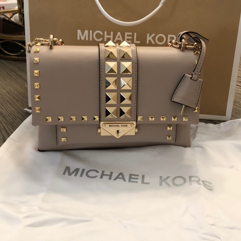 Michael Kors soft pink lamb skin shoulder bag